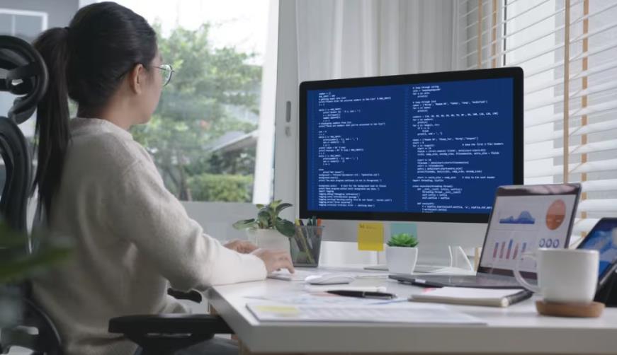 奉化市企业数字化解决方案：机器学习赋能商业模式升级的核心路径